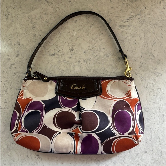 Coach Ashley Sateen Scarf print Wristlet Clutch LIKE NEW - Picture 1 of 15